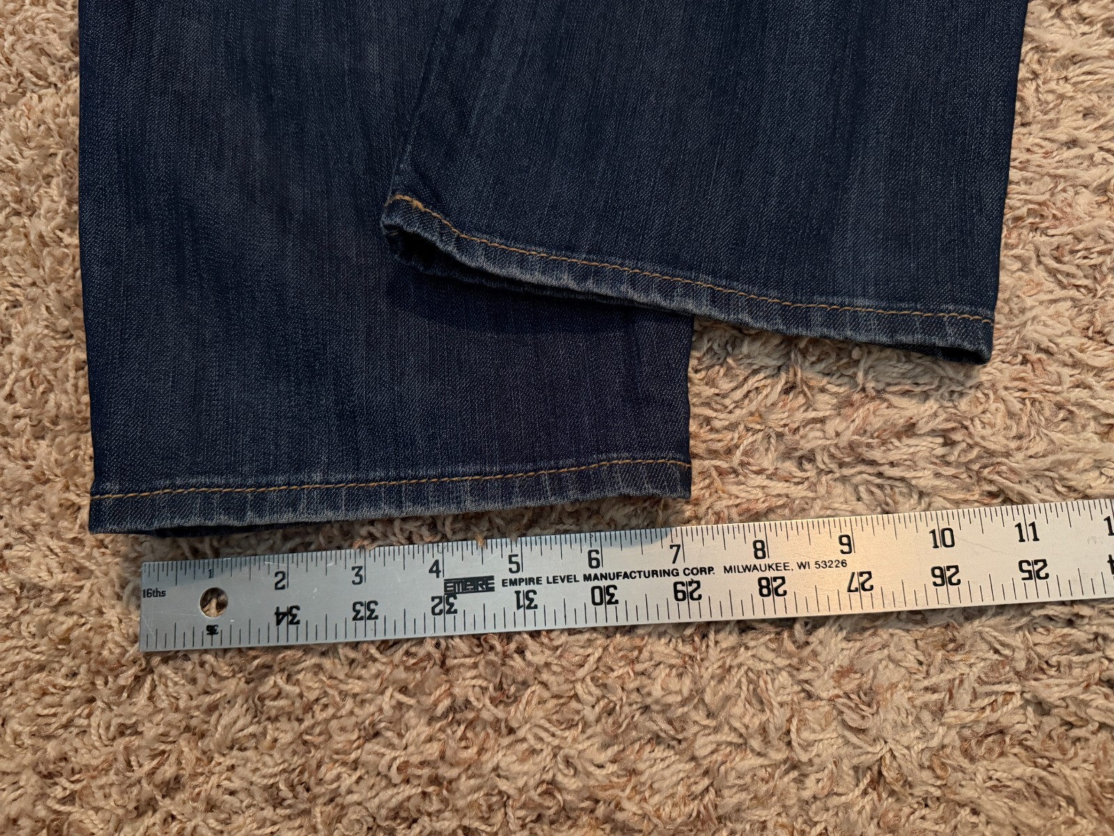 EUC MAVI Jeans – Zach Straight Leg – Mens tag=42×32 (MEASURED 42×32)