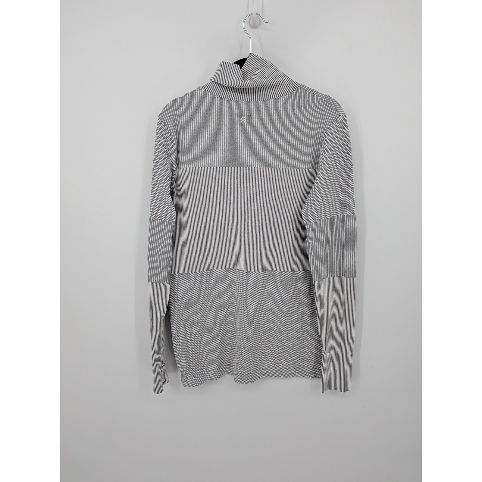 Athleta Flurry Base Layer Top Ribbed Womens Large Gray Long Sleeve Outdoors