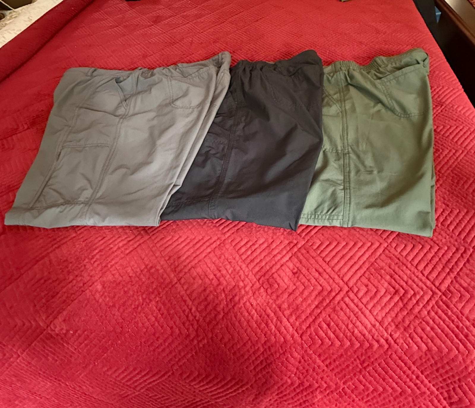 Kirkland Ladies Travel Pants. Three pair. . Size12 Black, Gray, Medium Green