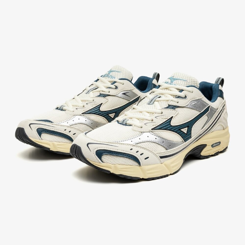 mizuno MXR D1GA256206 Light Beige Blue Unisex Shoes tko06