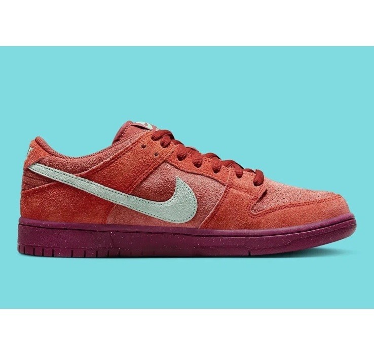 Nike SB Dunk Low ‘Mystic Red’ Emerald Rise DV5429-601 Men’s 6.5 Women’s 8
