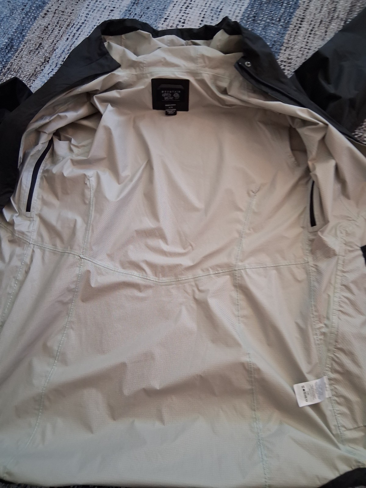 Mountain Hardwear Black Rain Jacket Hooded Nylon Full-Zip Women’s Size XL