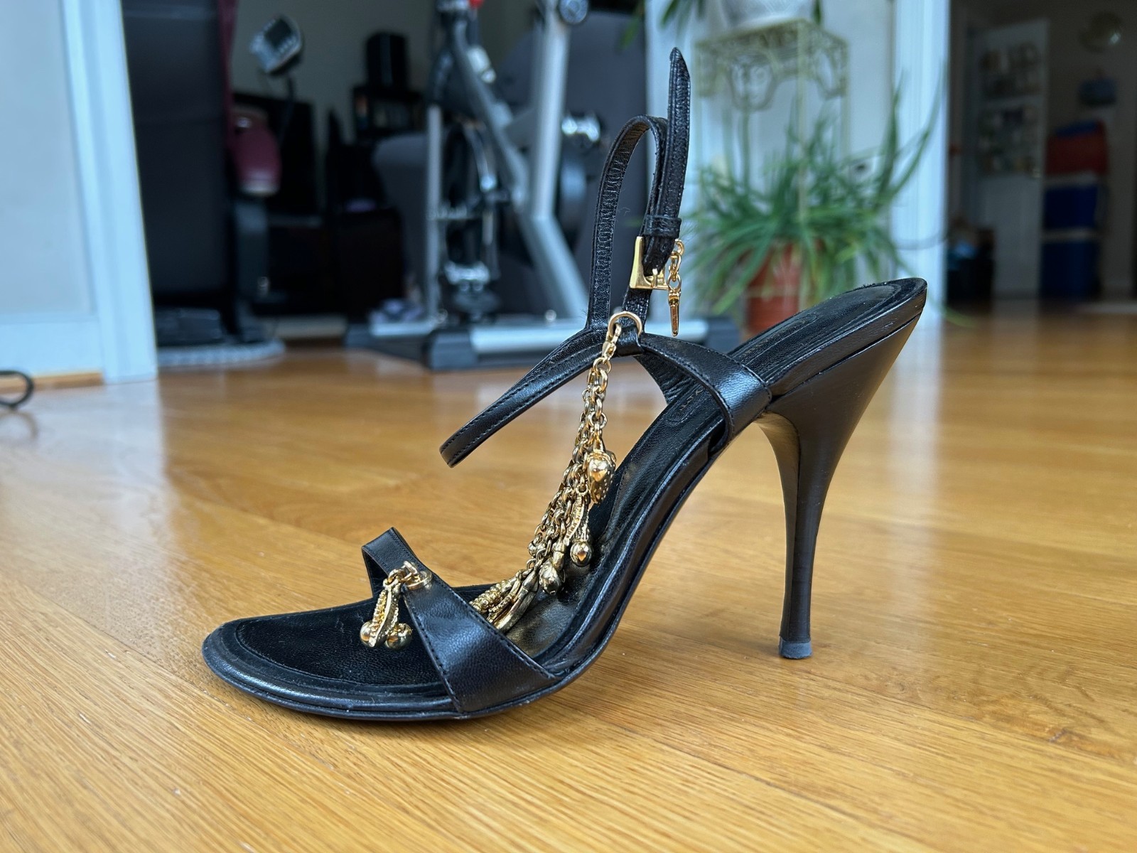 CESARE PACIOTTI Black Leather Charm-Embellished Slingback Sandals IT 37 Good Box