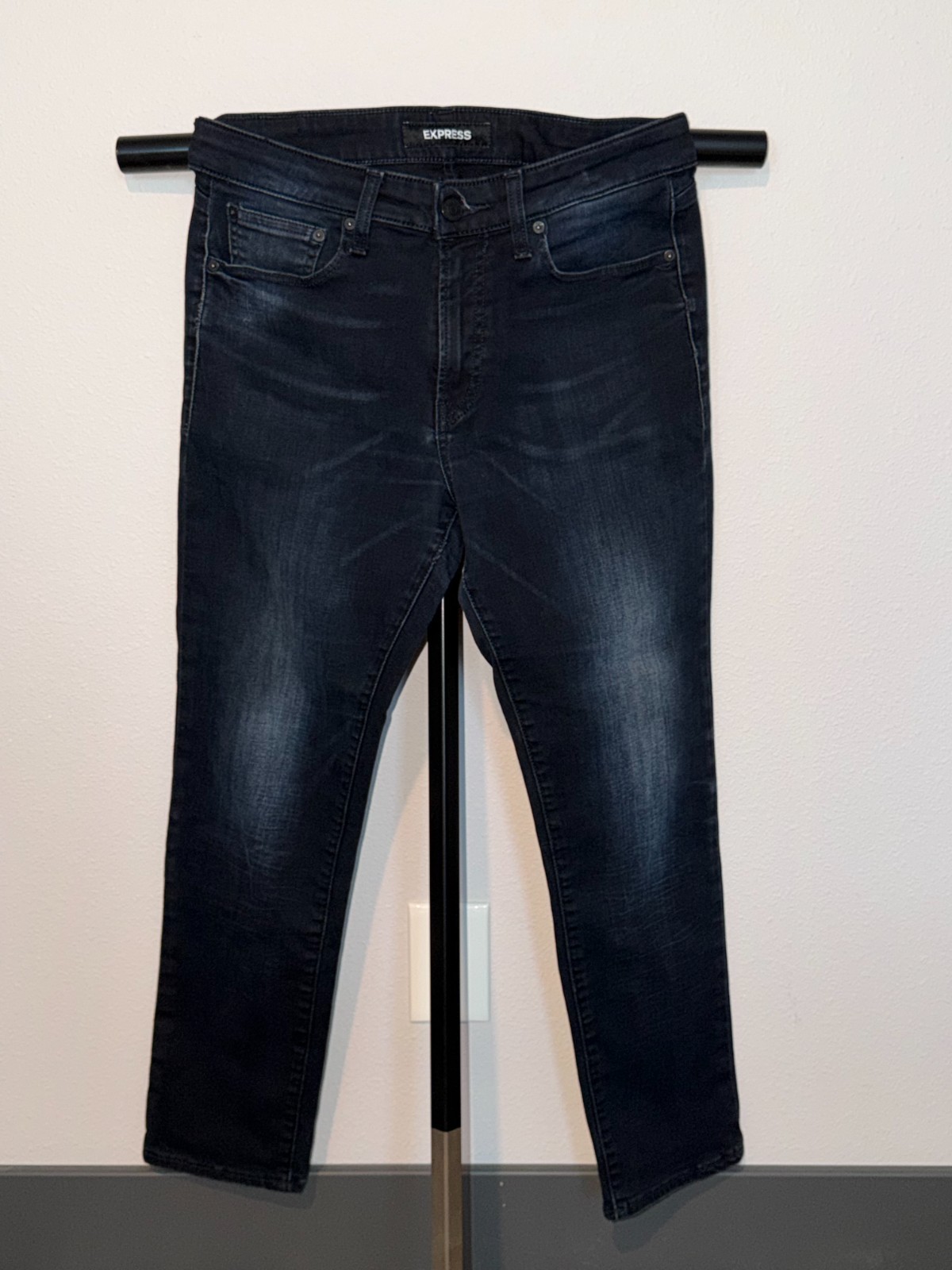 Express Jeans Mens 33×30 Black Denim Cotton Straight Leg Slim-Fit Hyper Stretch