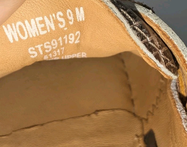 Sperry Top-Sider Gold Woman’s Size 9M Boat Shoe Leather STS91192 61312 Non Mark
