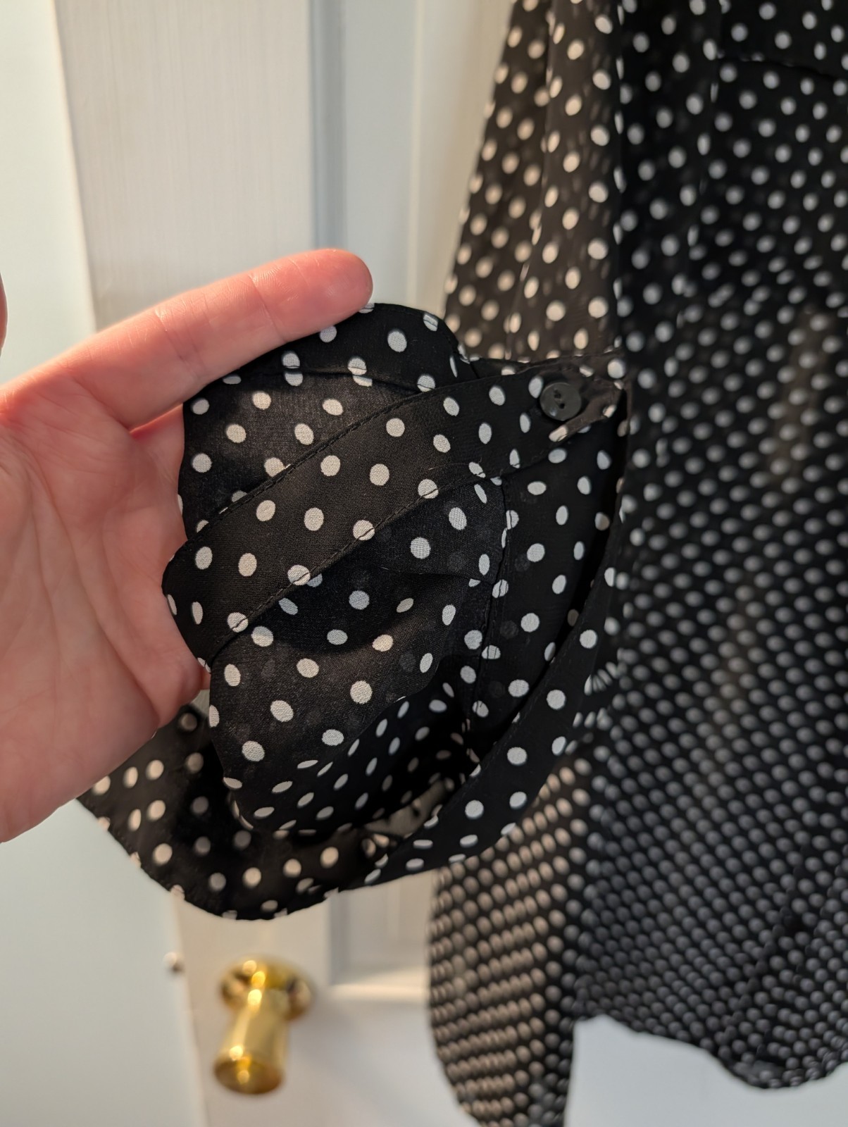 Lane Bryant Plus 22/24 Black White Polka Dot Chiffon Button V-Neck Blouse