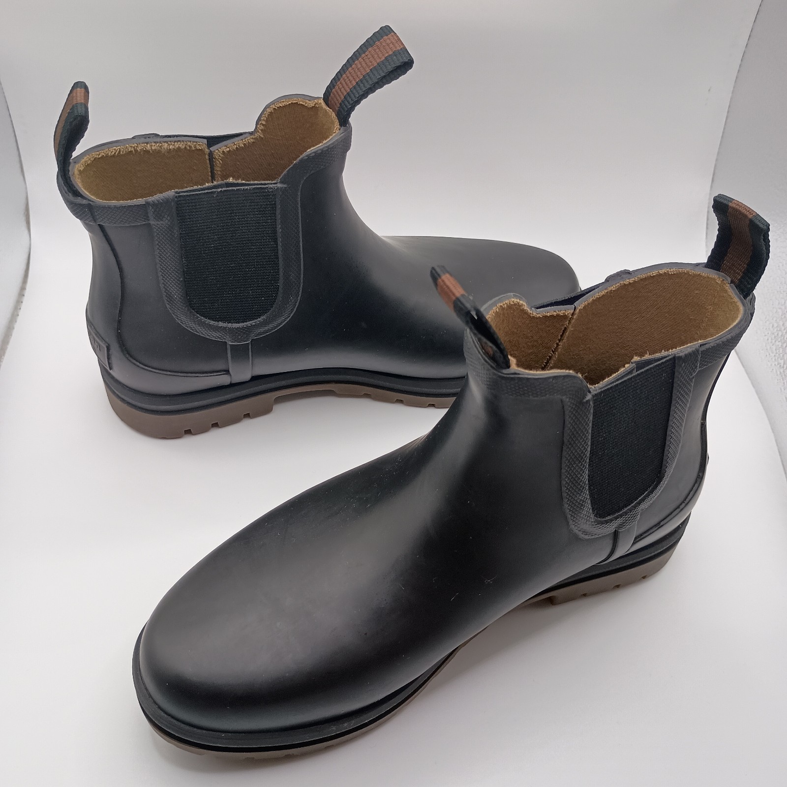 L.L. Bean Women’s Size 6 Black Rugged Wellie Rubber Chelsea Mud Rain Boots