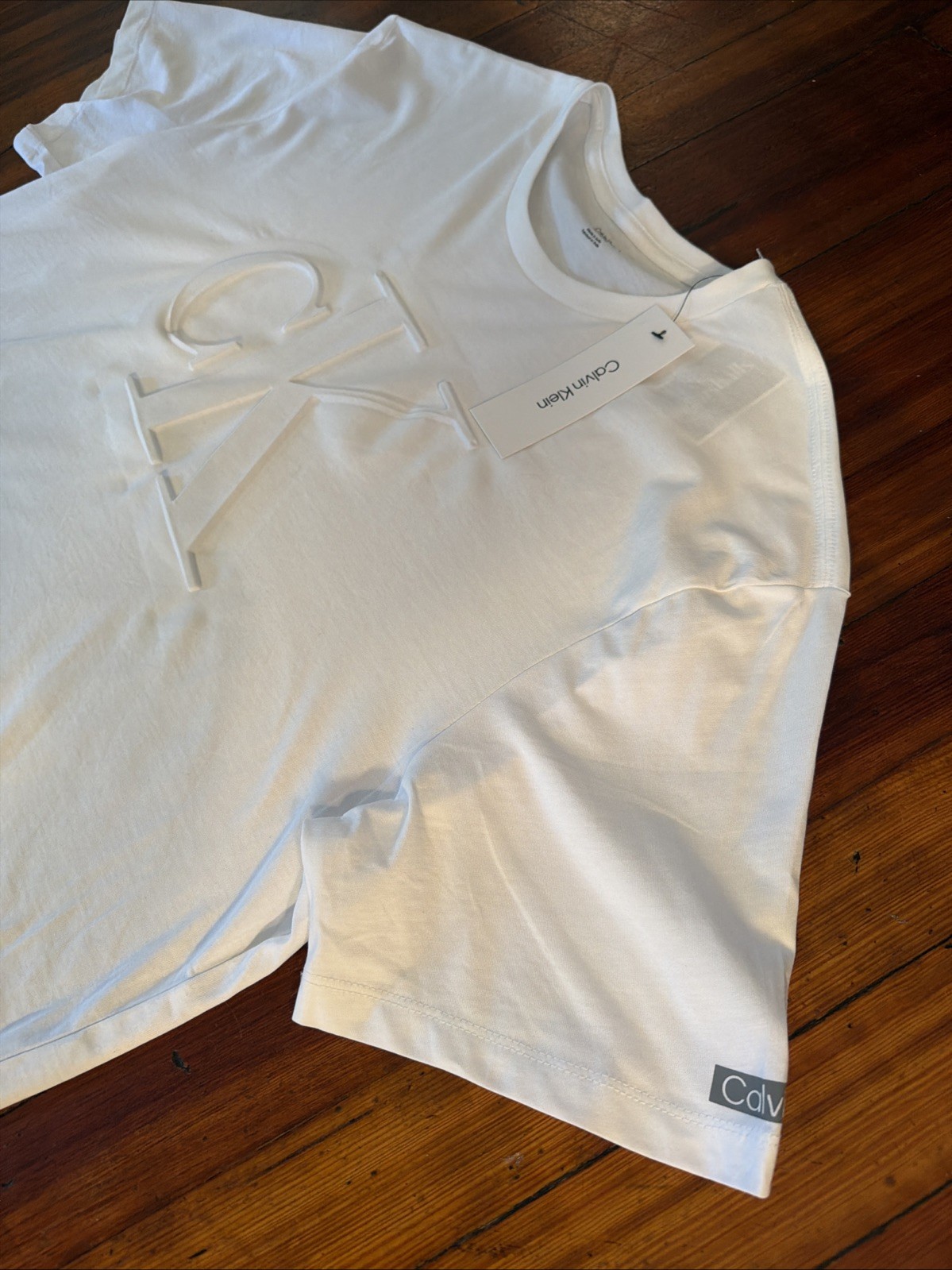 CALVIN KLEIN CK EMBOSSED LOGO BRILLIANT WHITE SHORT SLEEVE T-SHIRT SZ- XL $39