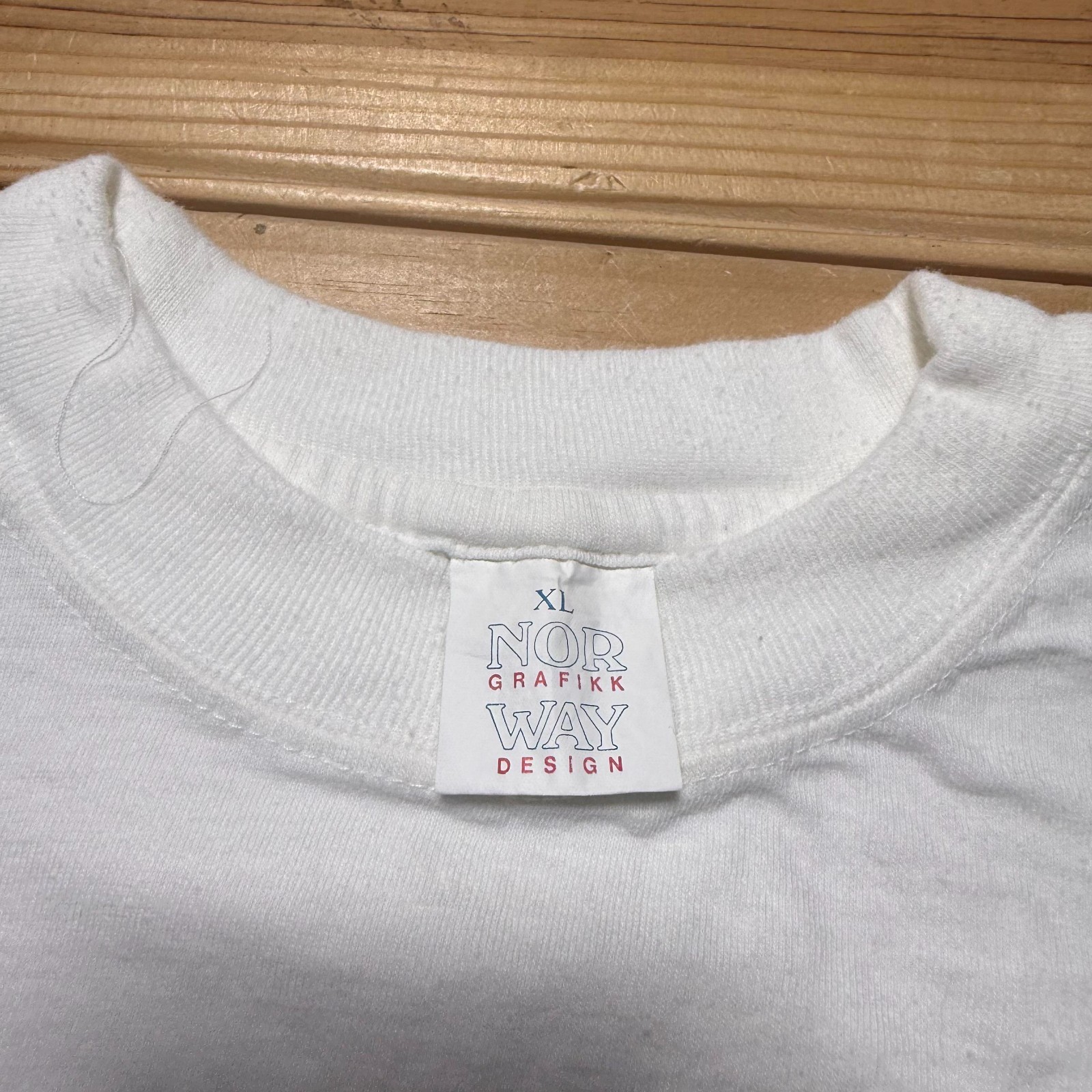 Vintage 90s Norge Troll Carpenter Cartoon Mythical Folklore Graphic T-Shirt – XL