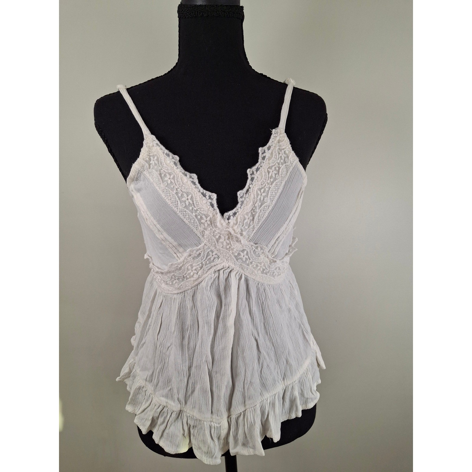 American Rag Women Ivory Lace Trim Babydoll Camisole Smocked Back Top Size M