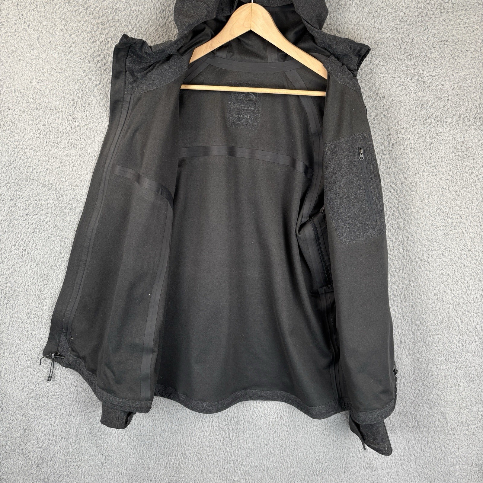 The North Face Apex Flex GORE-TEX Jacket Men’s Large Charcoal Waterproof Hooded