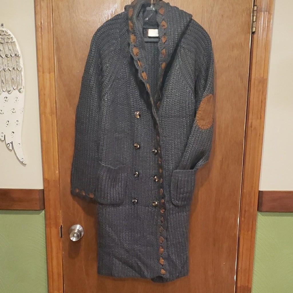 POL Gray Knit Cardigan Duster with Brown Ribbon Accents And Elbow Patches.