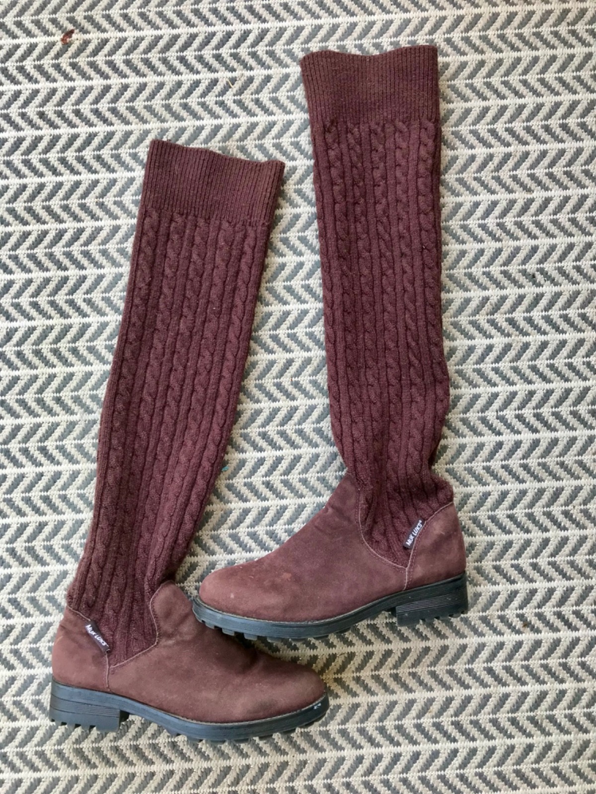 Muk Luks Boots Womens 9 Brown knit Suede over the knee crochet Sweater Boots Y2k