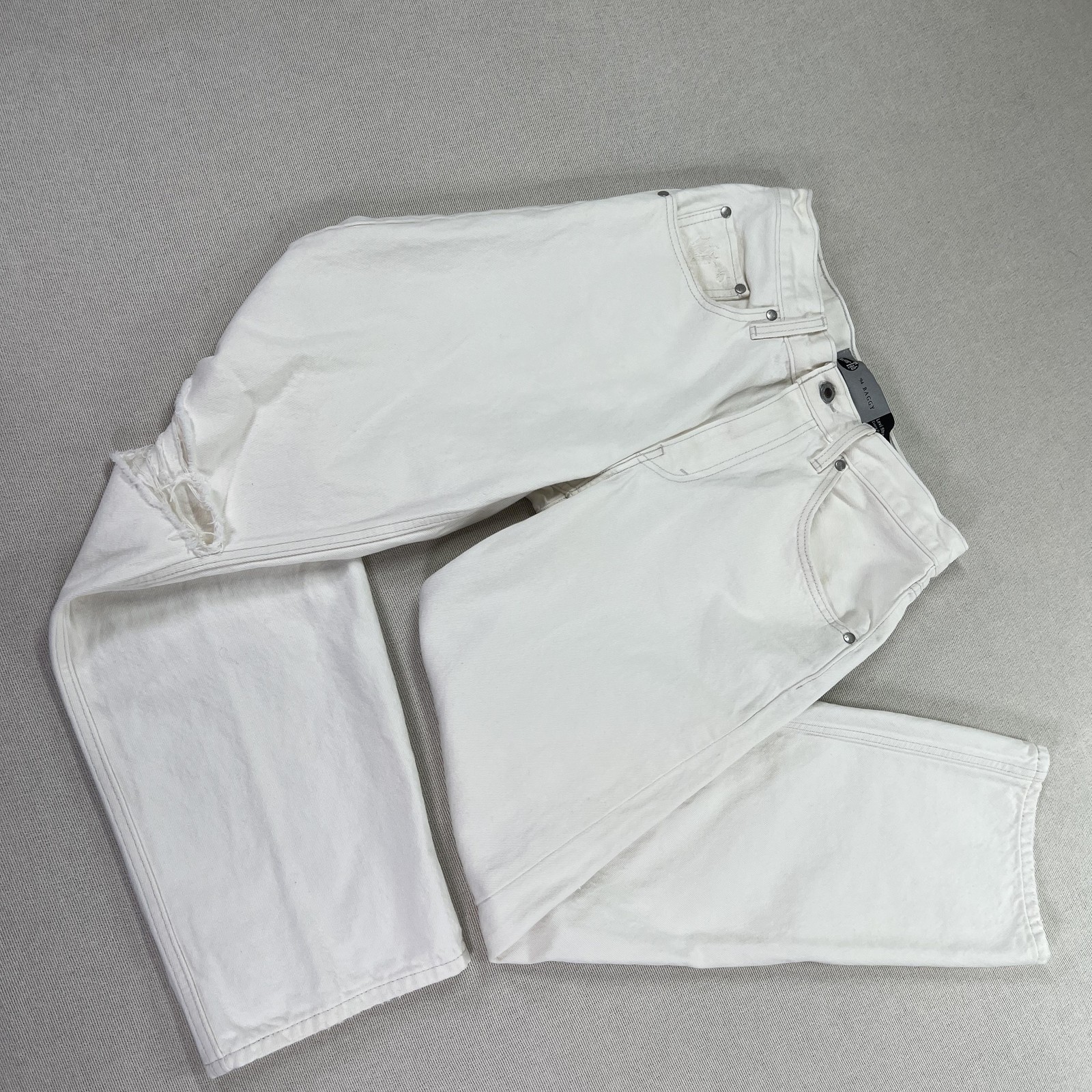 Levi’s SilverTab 94 Baggy Jeans Womens 28×30 White High Rise Straight Distressed