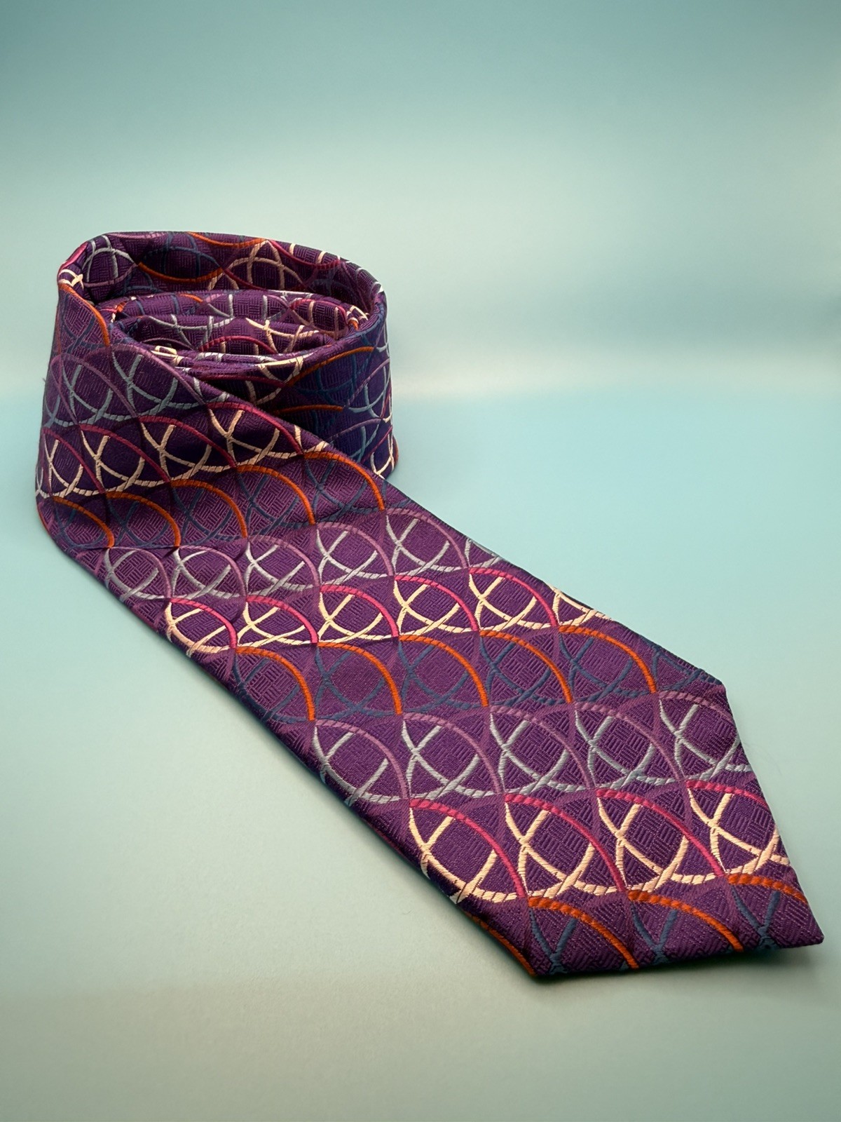 Paul Fredrick Silk Tie Necktie Purple Club Crest Heraldic Made in Italy 58×3.25
