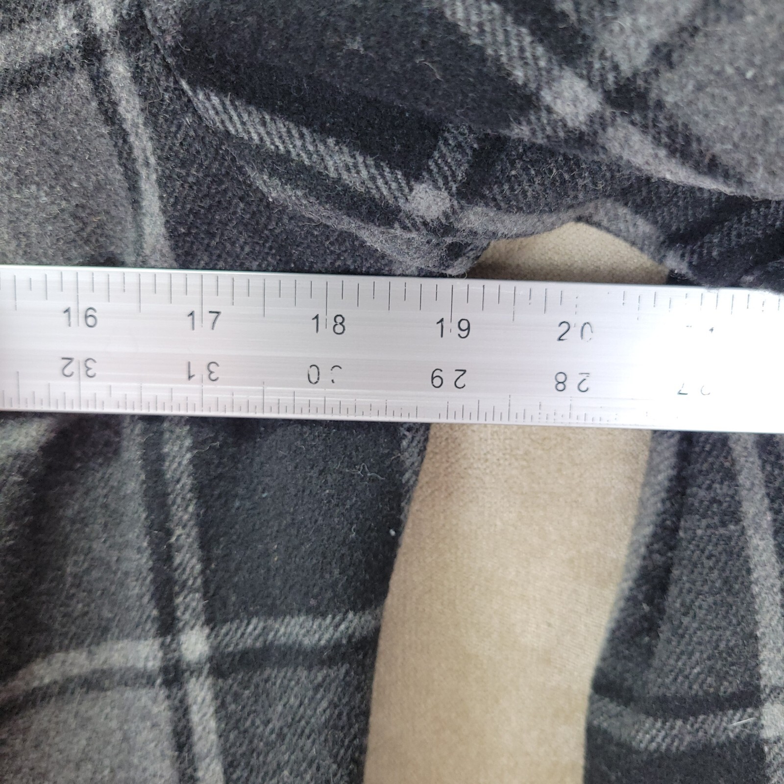 Old Navy Gray & Black Plaid Wool Blend Womens Double Breast Pea Coat Size Medium