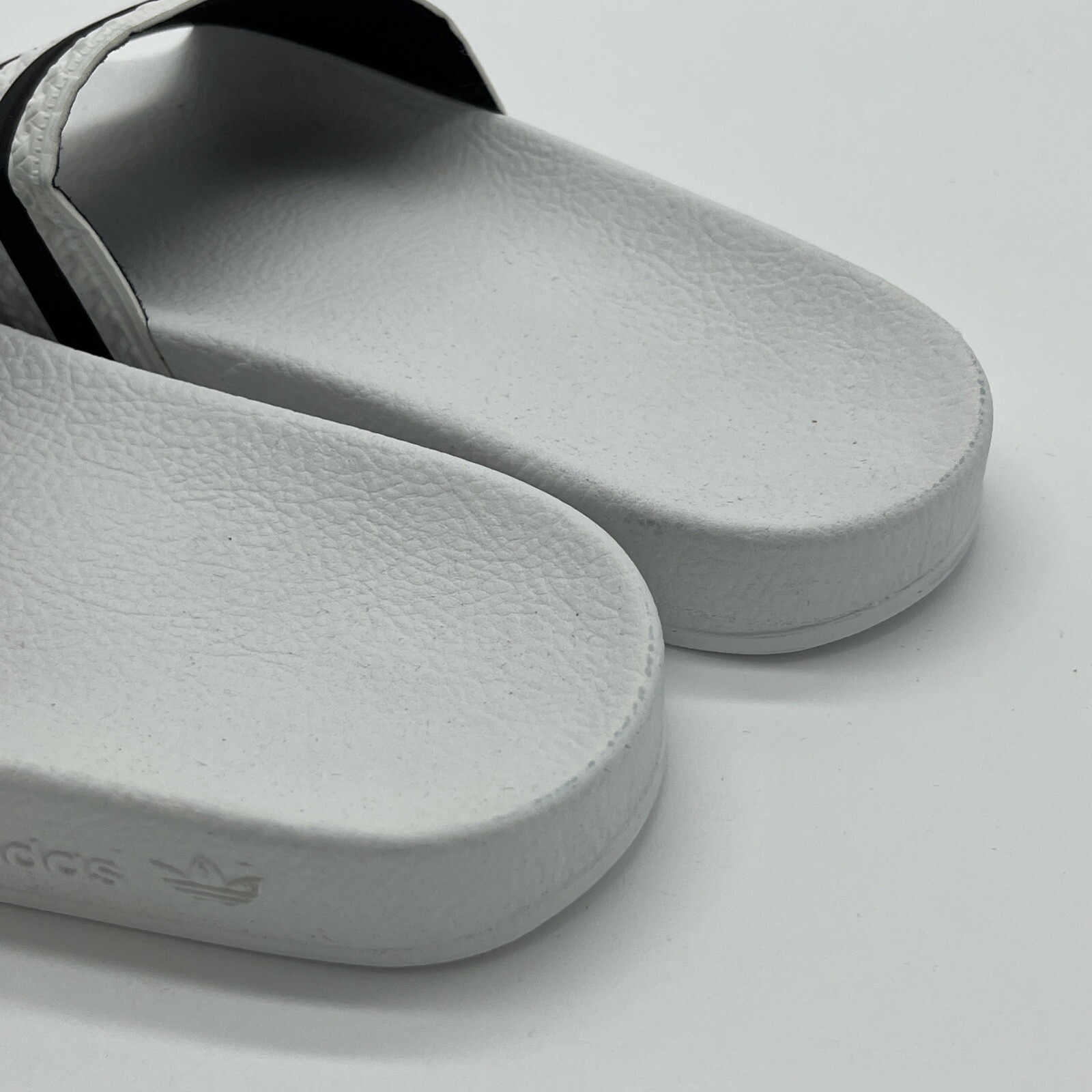 Adidas Adilette Slides (280648) Men’s Size 5