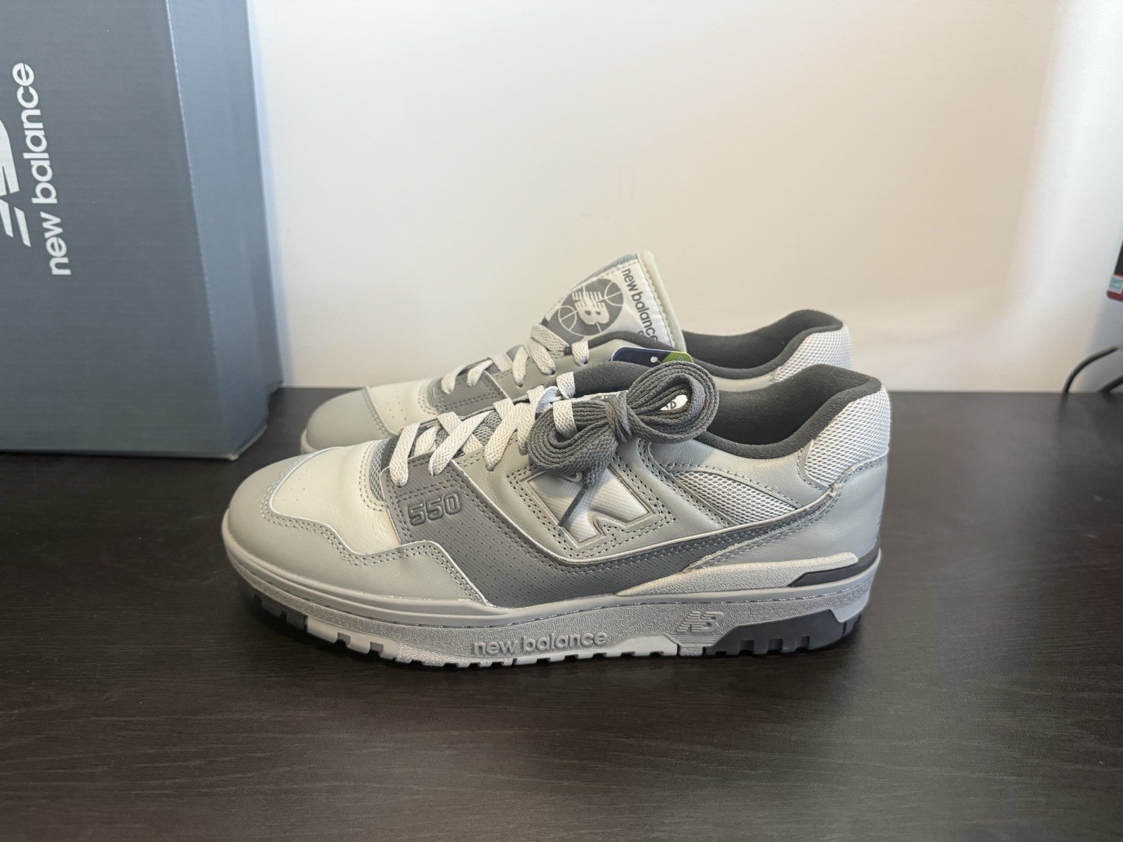 New Balance 550 Low Gray/White Colorblock Lace-Up Sneaker BB550UTG