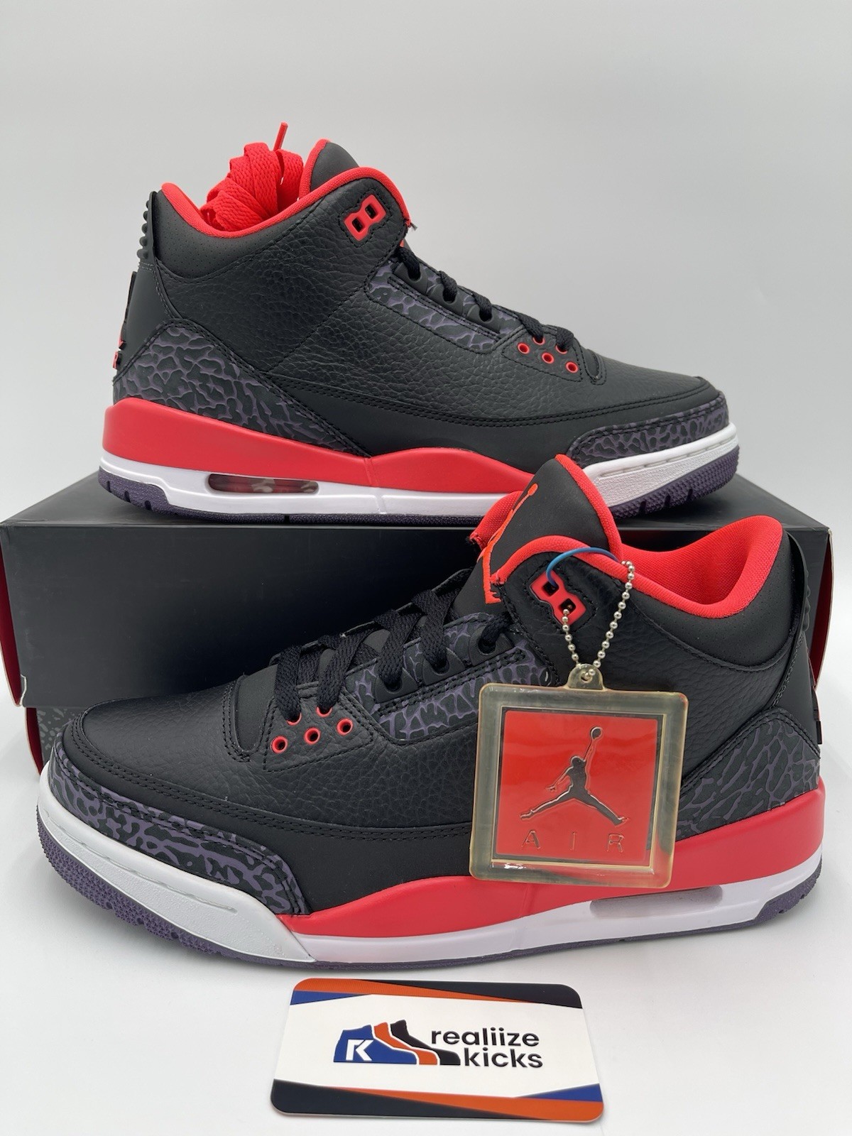 Mens Size 9 Nike Air Jordan 3 Retro Crimson Purple (136064-005) VNDS Worn Once!