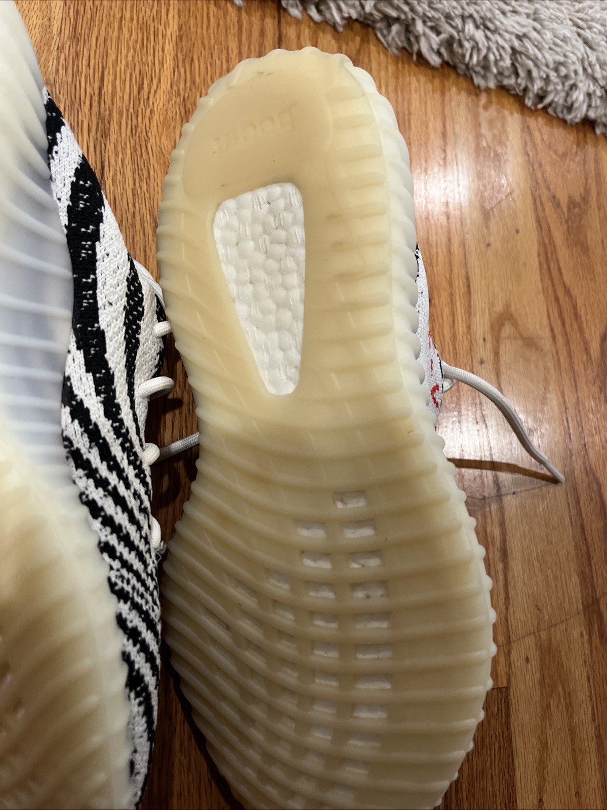 Size 8.5 – Adidas Yeezy Boost 350 V2 Low Zebra CP9654 White Core Black Red
