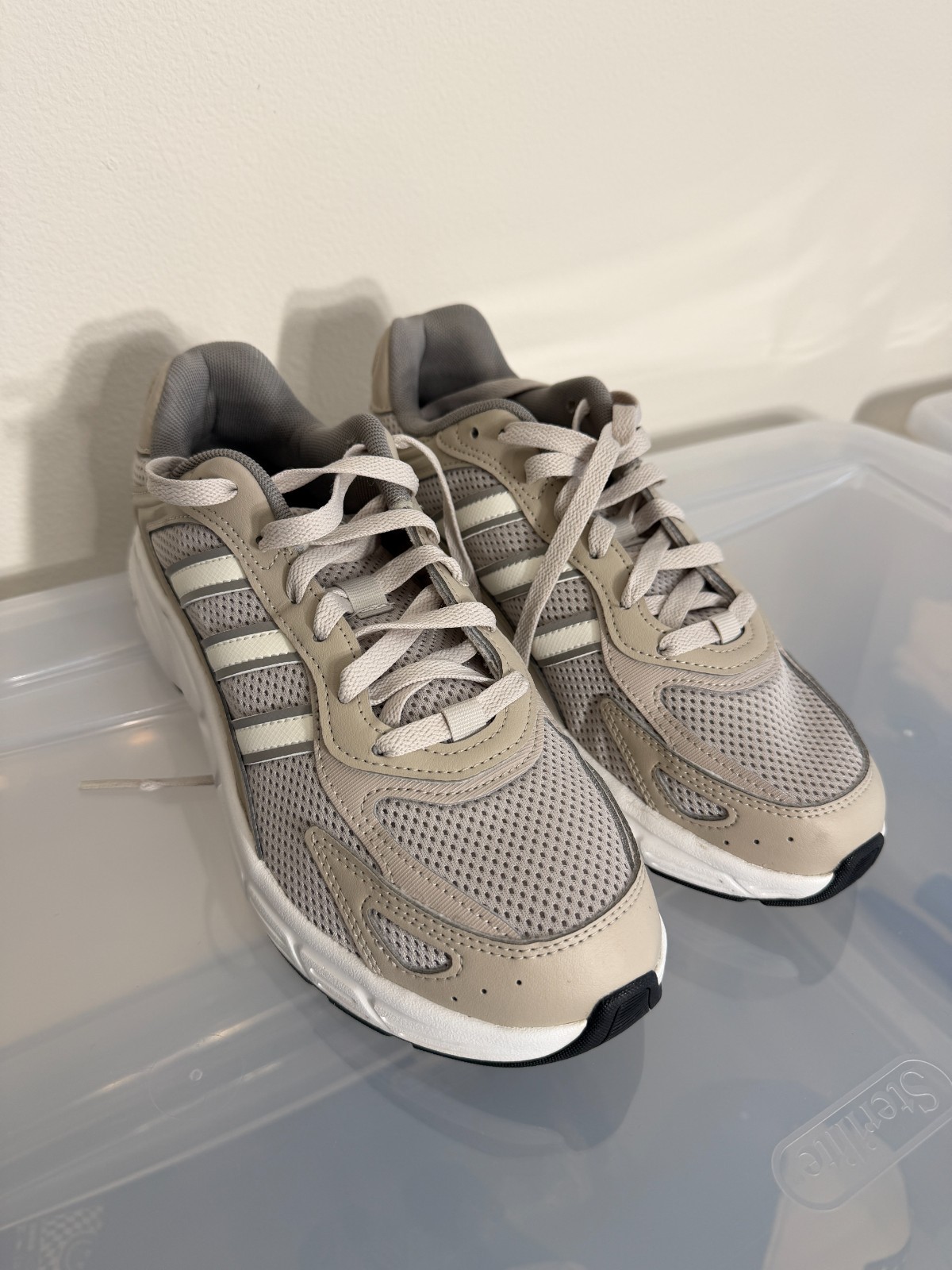 NEW Adidas Beige Grey Athletic Running Sneakers Shoes Men US 7.5 EU 40 2/3