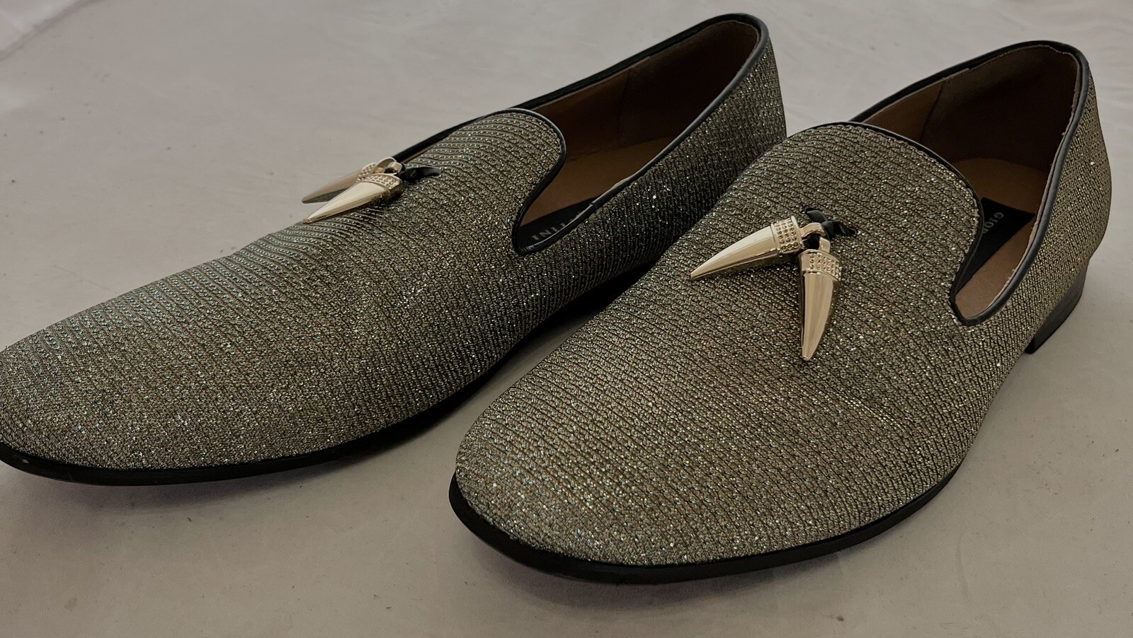Giorgio Brutini Glitter Tassel Loafers 8.5D Red Sole Metallic Mesh Slip-On