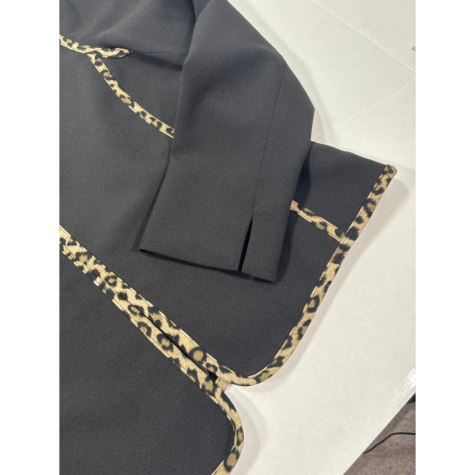Black Label Evan Picone Black with Leopard Trim Blazer Jacket Size 6
