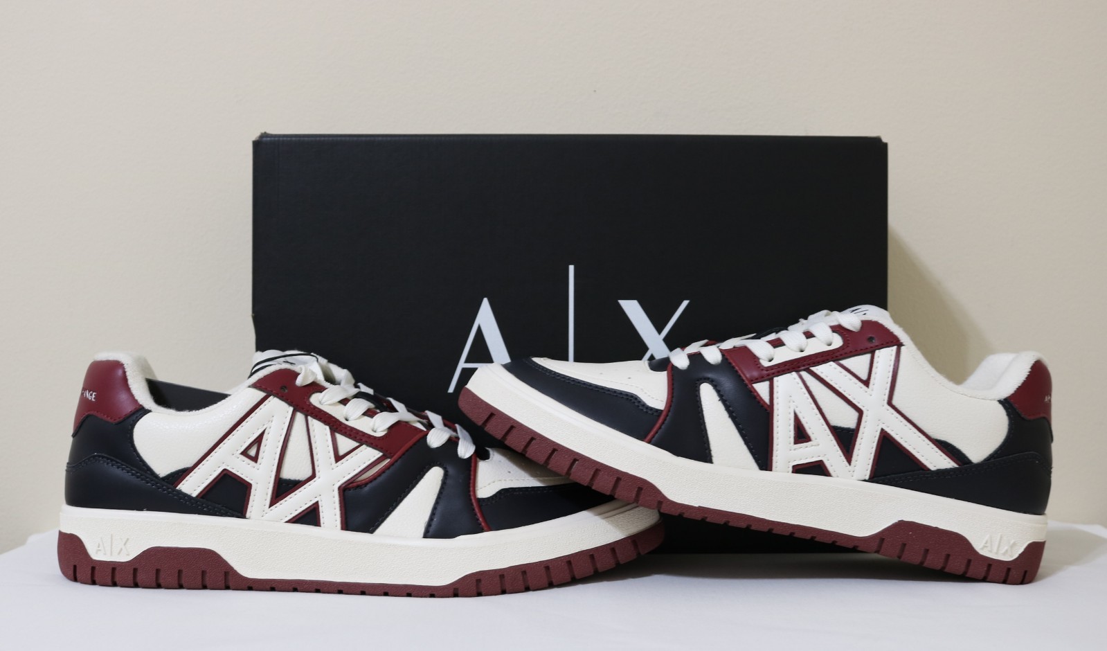 Armani Exchange Men Sneakers with Maxi shoes Size 9 , 10 , 11 , 13 new with box