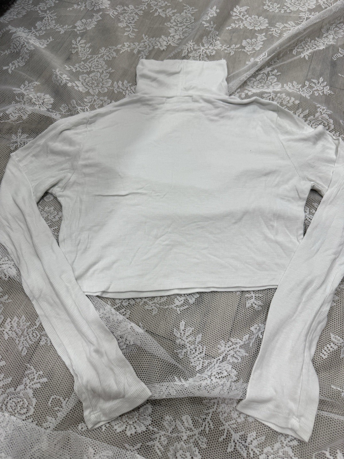 Super Rain White Solid Ribbed Knit Turtleneck Long Sleeve Cropped Top Women’s L
