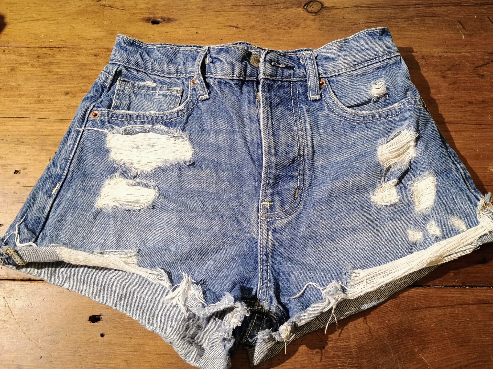 AriZona Jean Co. Juniors Denim Cut Off Shorts Blue 1 Hi-Rise 5-Pocket Button