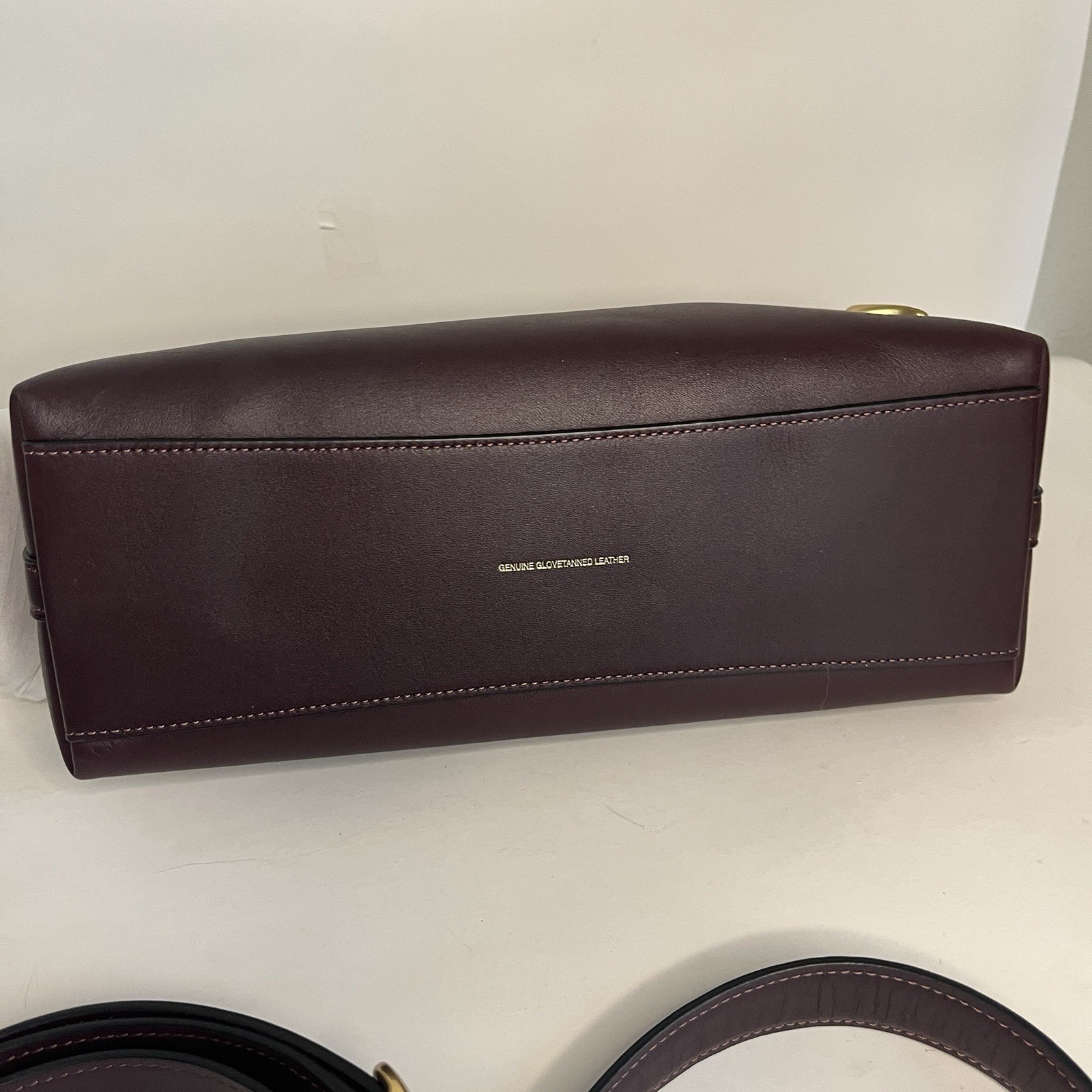 COACH Juliet Shoulder Bag Black Currant Glovetanned Leather Brass Hardware CR981