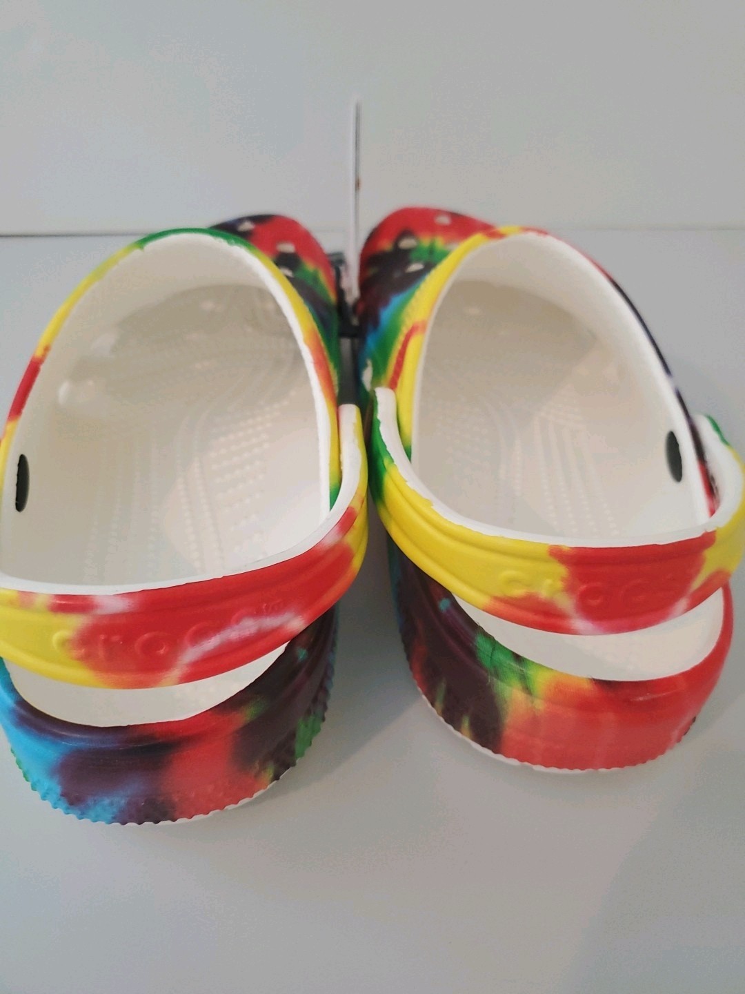 Crocs Unisex Classic Tie Dye Graphic Clog With White Inside US M7/ W8 EU 38-39 N