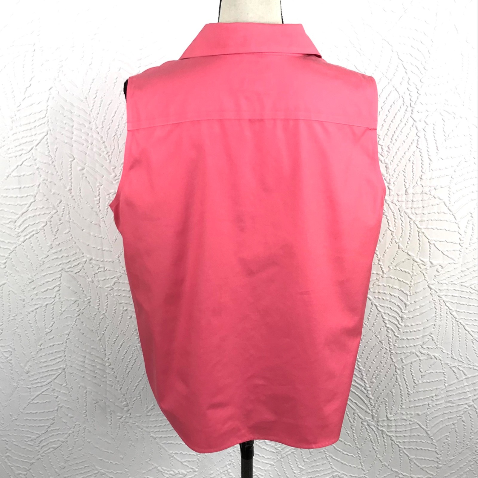 Talbots Wrinkle Resistant Sleeveless Shirt Top Womens Size 16 Pink Button Down