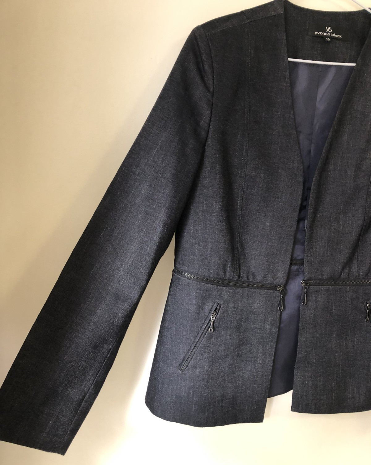 YVONNE BLACK Fully Lined Black Denim Look 2-in-1 Jacket – Size 10