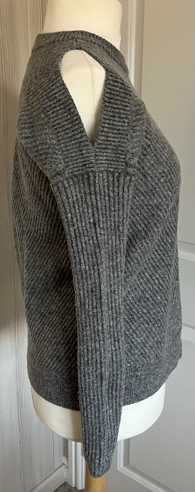 All Saints Terra Open Cold Shoulder Wool Jumper OVERSIZED Size XS Grey Ribbed