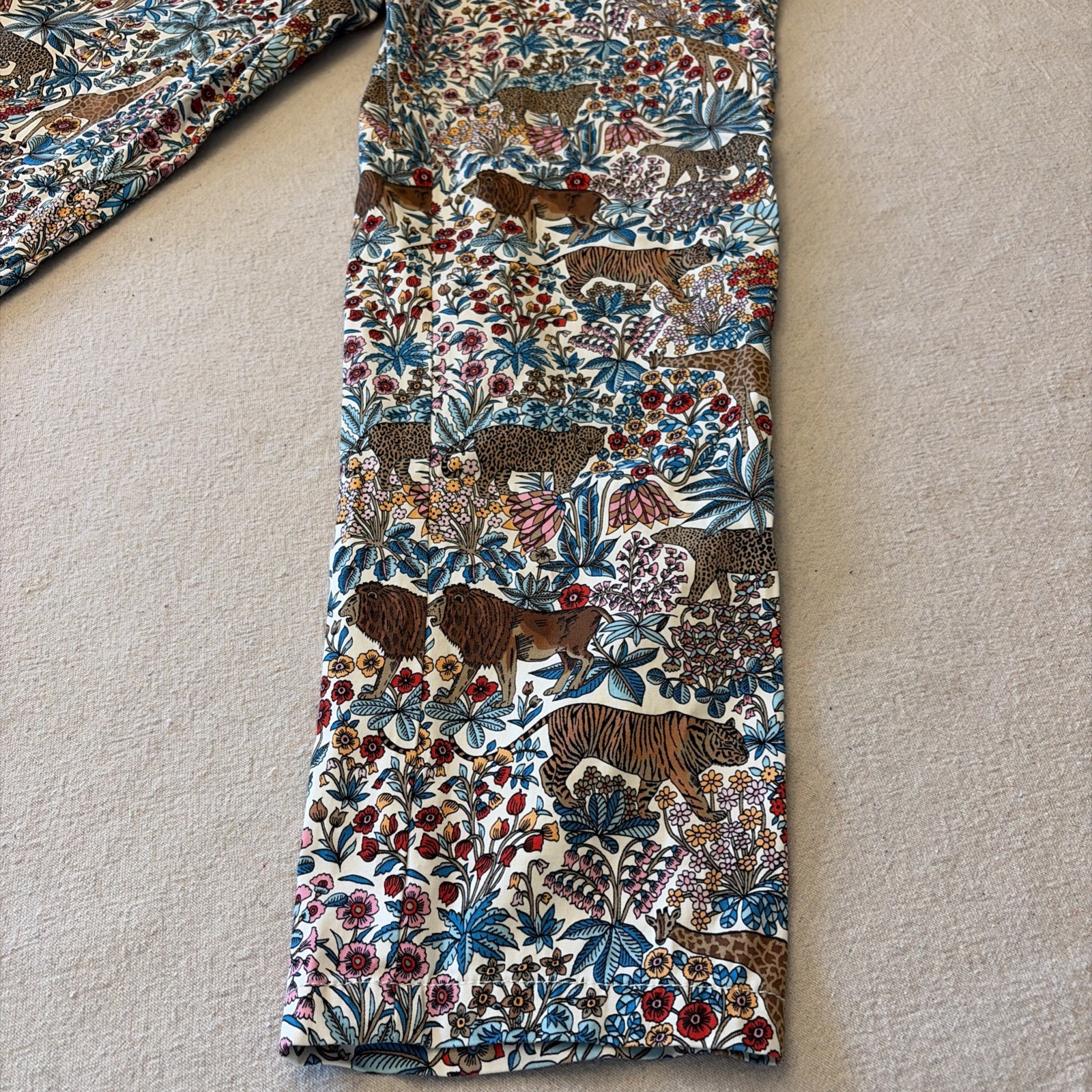 Talbots Relaxed Chino Pants Womens size 10 Safari Animal Floral Print Cotton