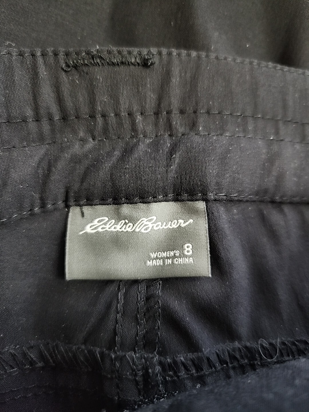 Eddie Bauer Rainier Capri Pants Womens 8 Black Hiking UPF 50 Stretch NEW