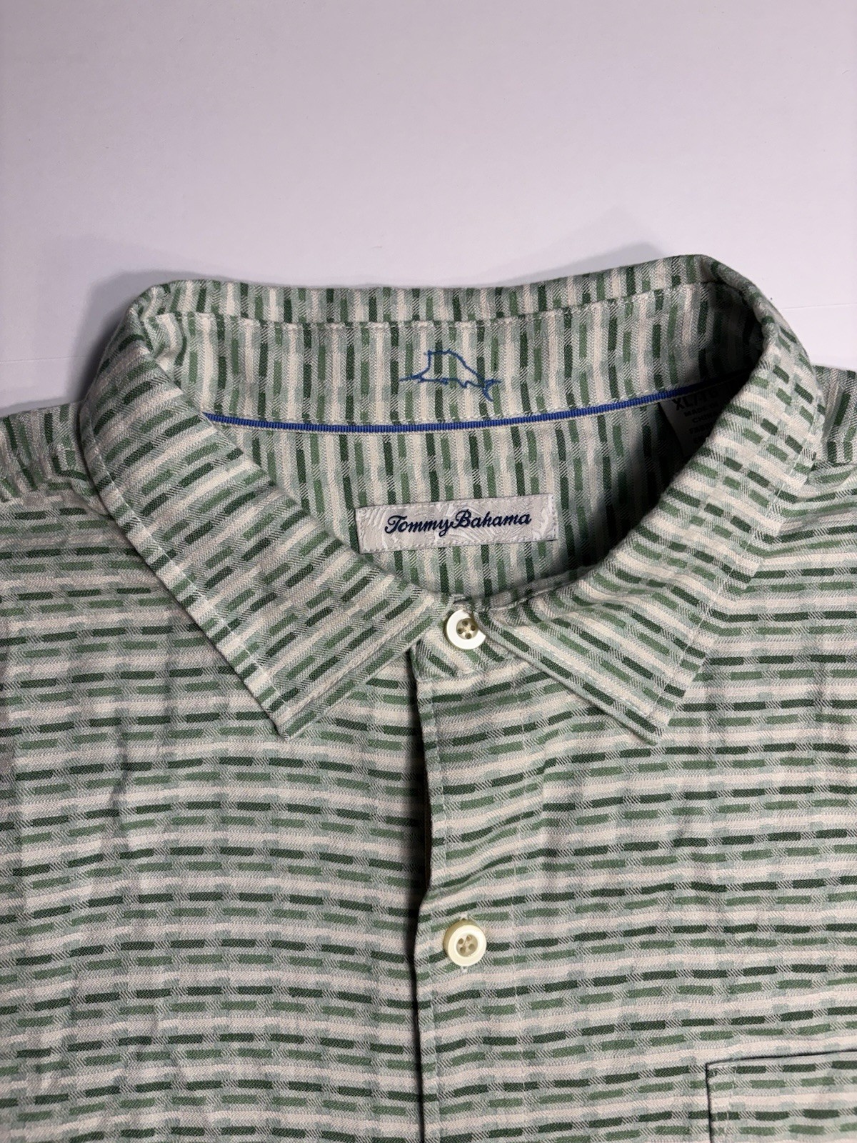 Tommy Bahama Shirt Mens XL Geovanni Geo 100% Silk Green Hawaiian Camp Casual