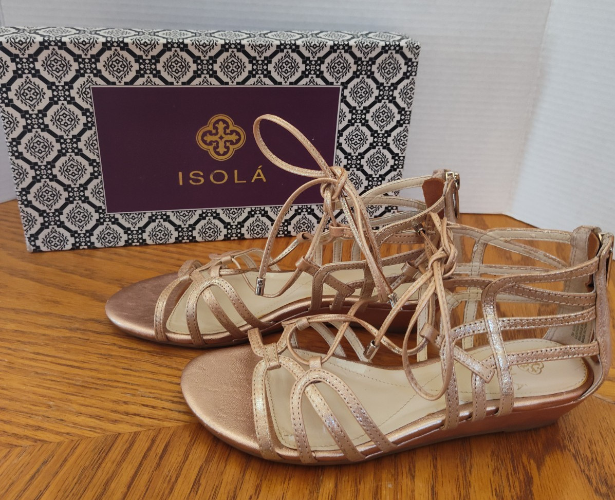 ISOLA Elisia Gold Gladiator Sandals Women’s Size 7M Lace Up Strappy w/ Box