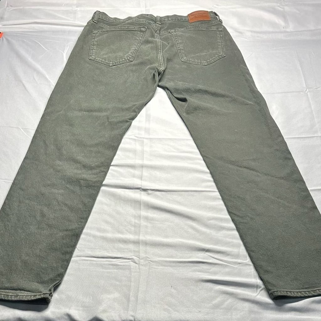 Abercrombie & Fitch A&F Vintage Stretch 90’s Straight Jeans Olive Green 32×34