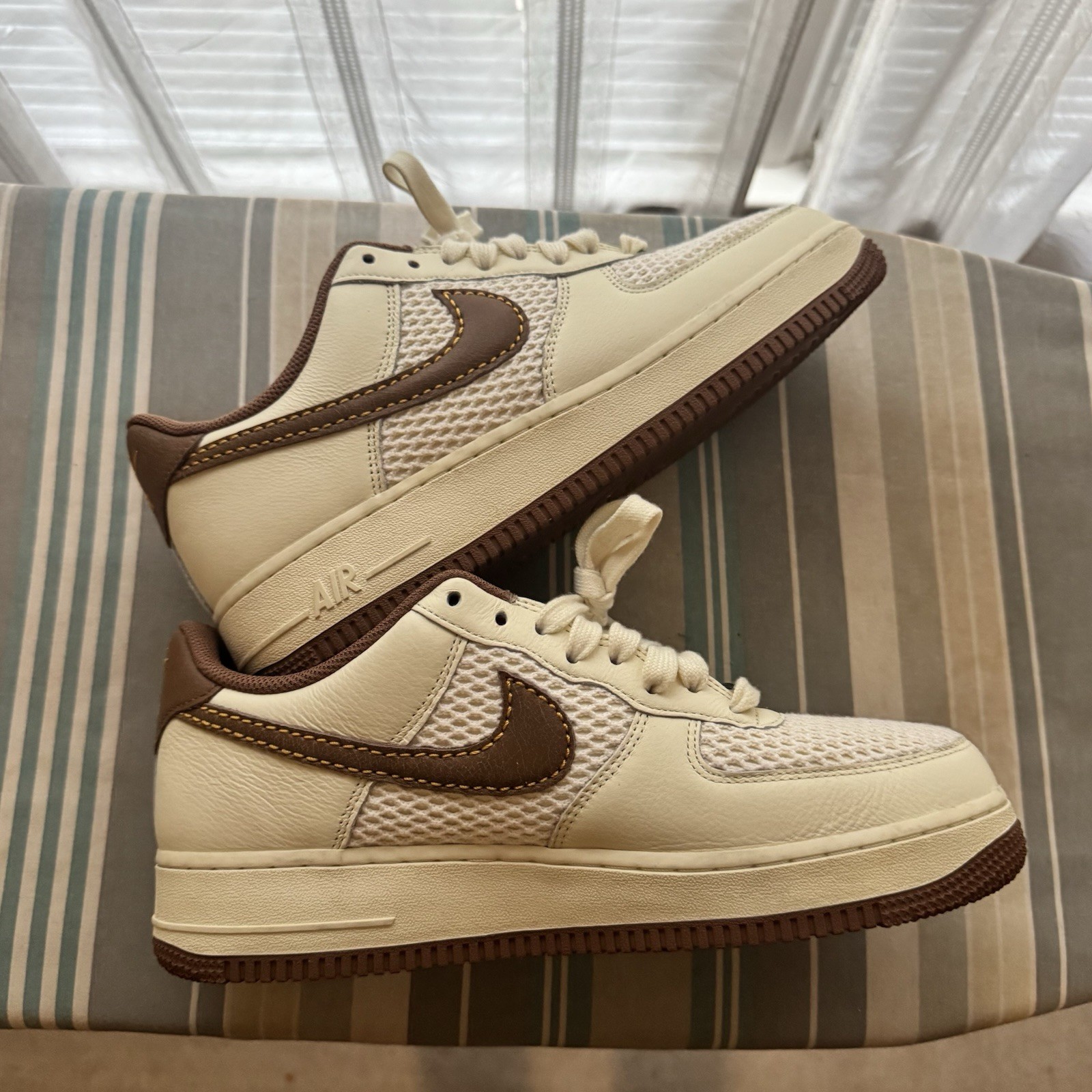 Nike Air Force 1 ’07 LV8 Coconut Milk Light Low US Mens Size 10.5 No OG Box