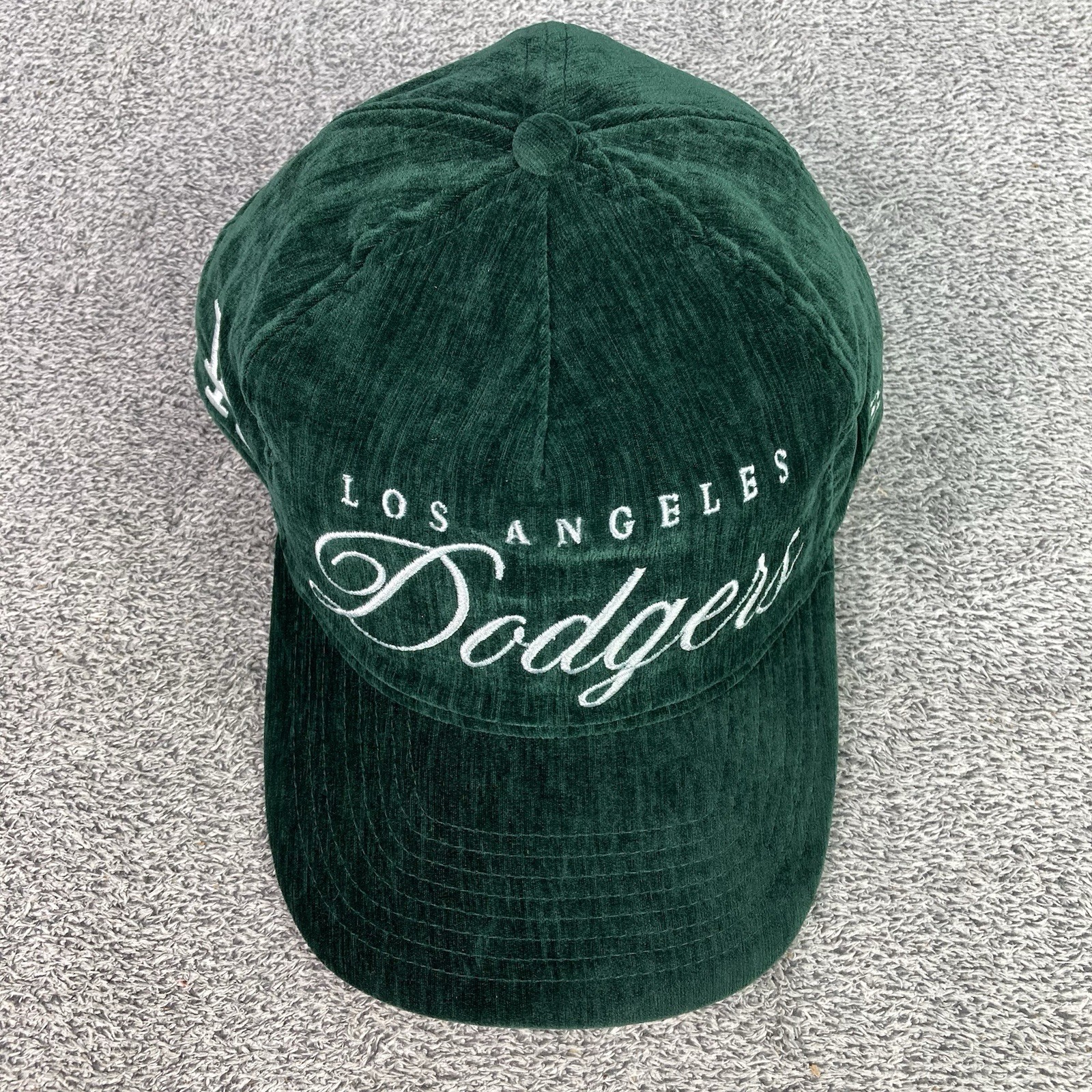 Los Angeles Dodgers New Era 19TWENTY Hat Velvet Green Script Snapback Adjustable