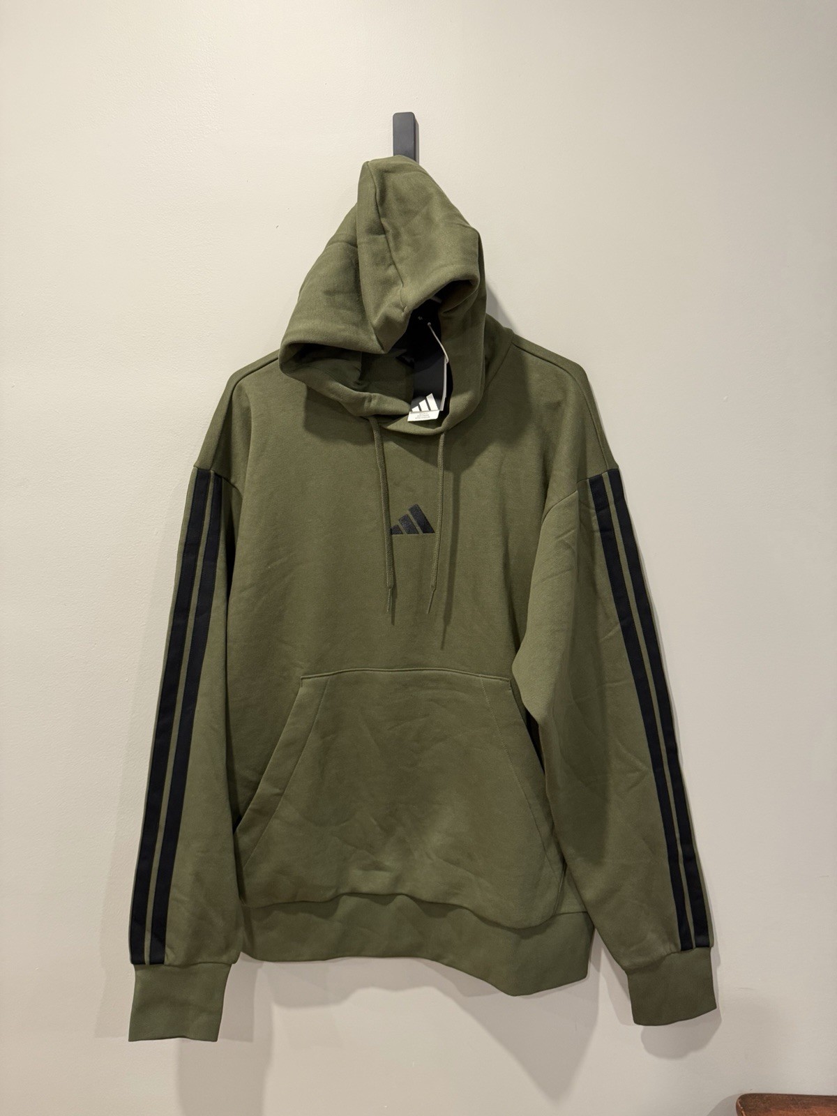 NWT adidas men Essentials Fleece 3-Stripes Full-Zip Hoodie Size Large