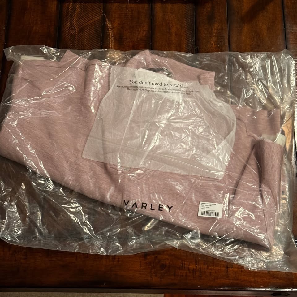VARLEY Size L Hawley Half Zip Sweatshirt Rose Marl NWT (UNOPENED)