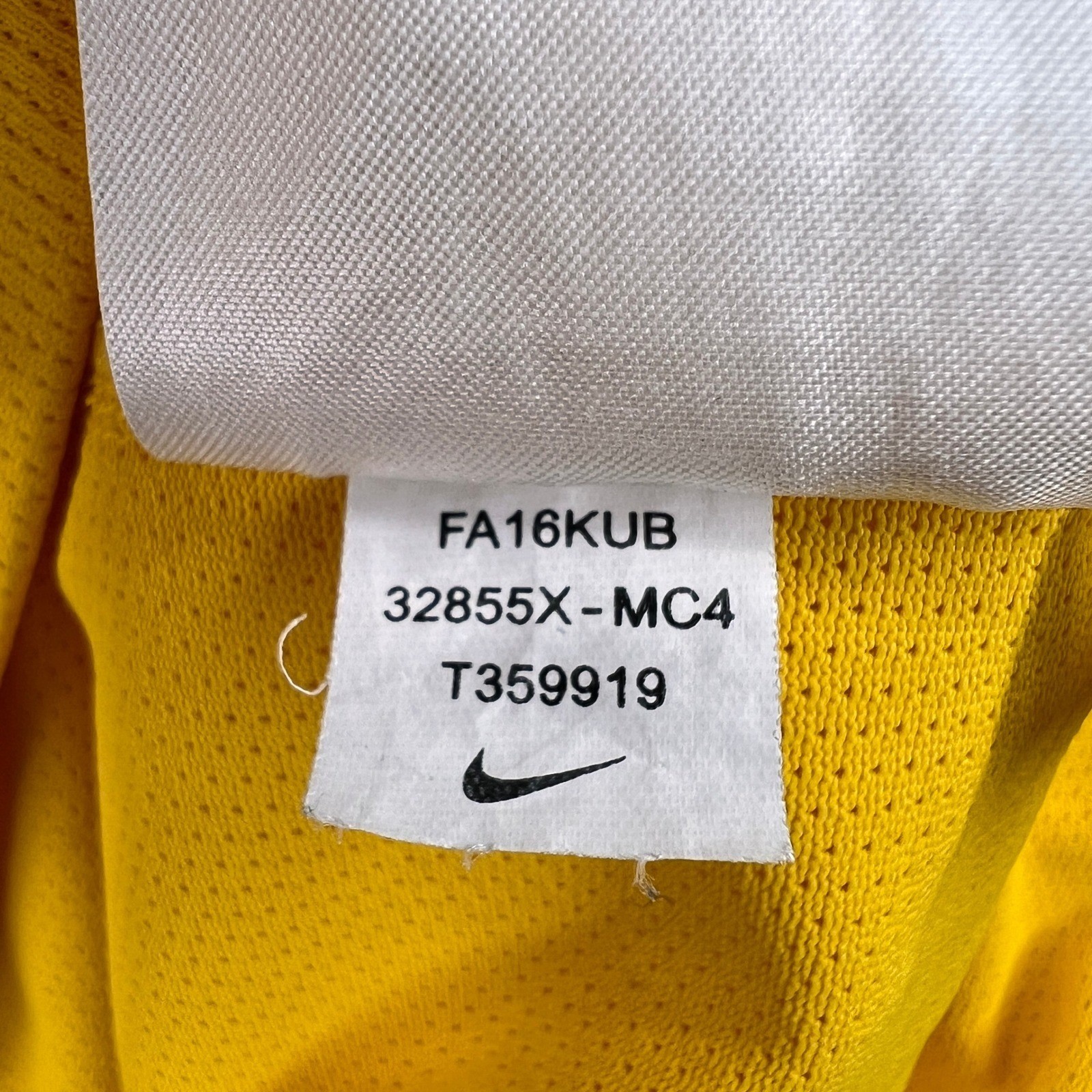 Nike Air Jordan Michigan Wolverines Polo Shirt Men Medium Yellow Dri Fit Sporty