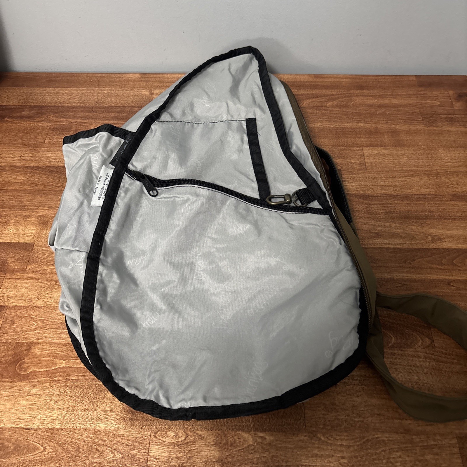 Ameri-Bag Healthy Back Bag Sling Bag Nylon. Brown 19in Staining
