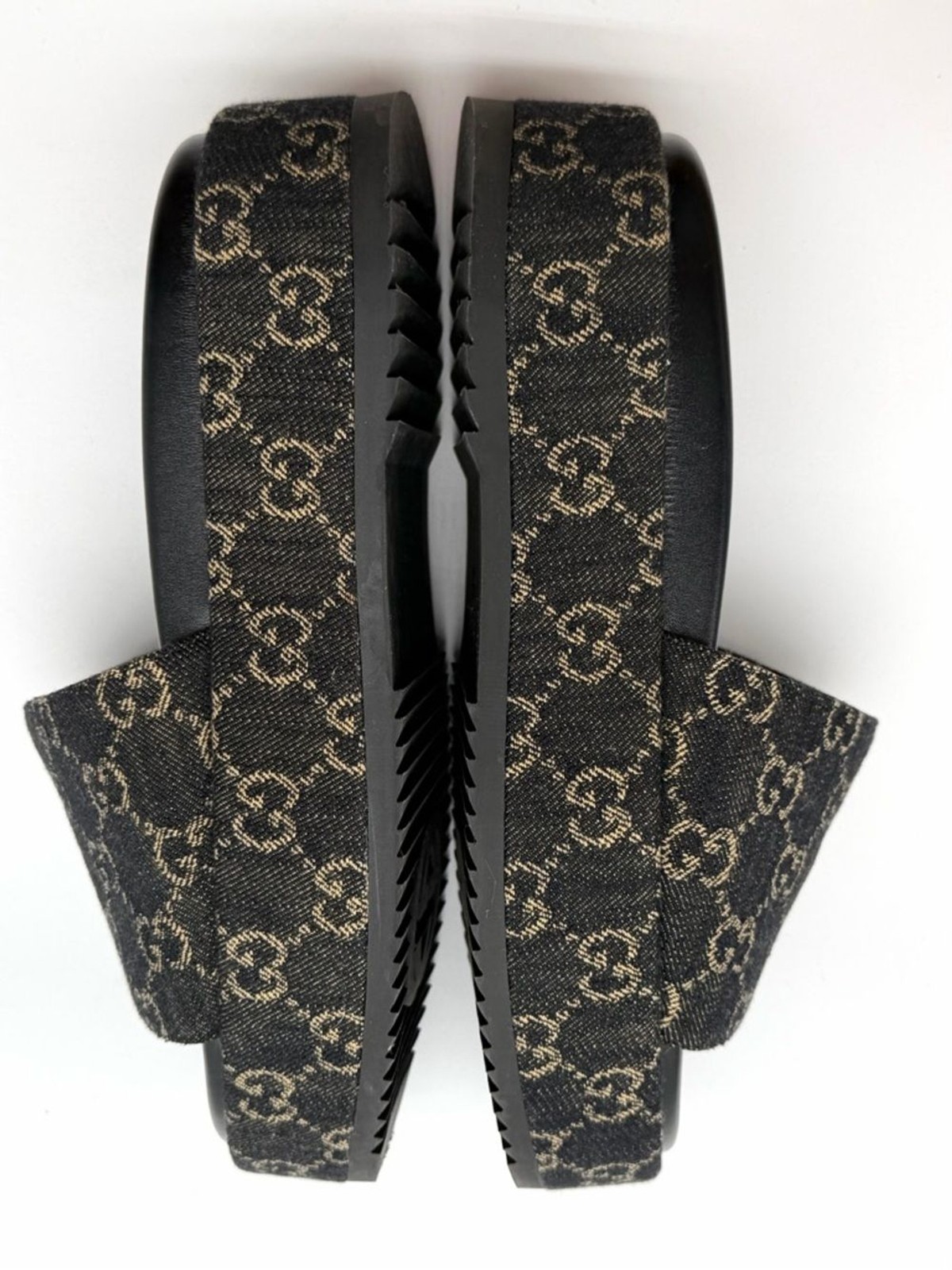 Gucci Angelina GG Monogram Platform in Black Denim Slide Sandals EU 39.5 US 9.5