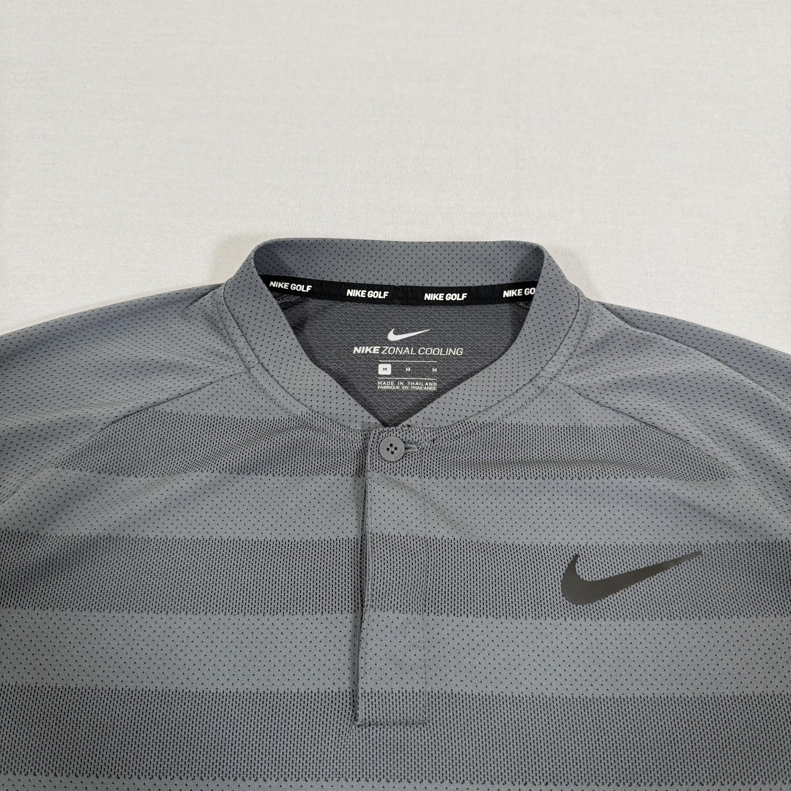 Nike Shirt Mens Medium Gray Zonal Cooling Blade Collar Golf Polo Stripe Mesh
