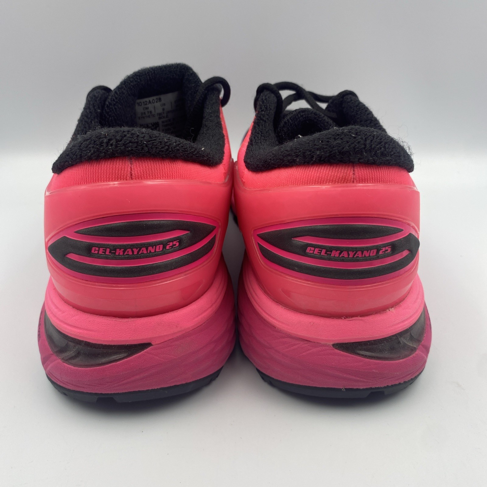 Asics Gel-Kayano 25 Women’s Pink Purple Black Sneakers US 9 EU 40.5 25.75cm
