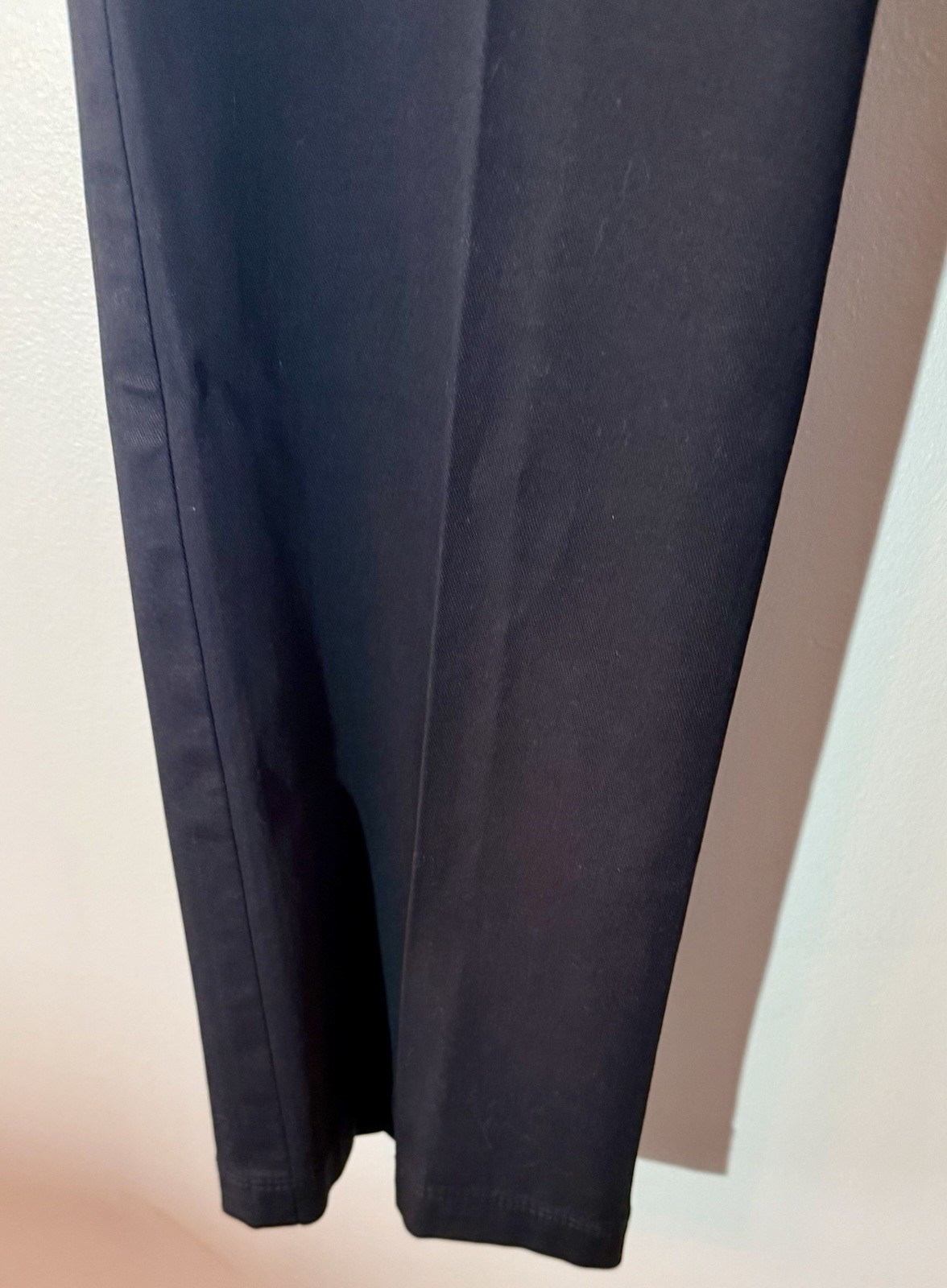 Tommy Bahama Women’s Black Pants 95% Cotton 5% Spandex Size 12